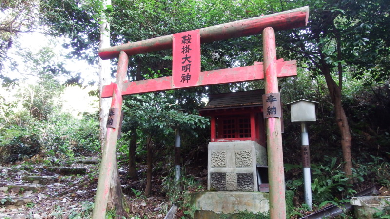 古麓城 鞍掛大明神の祠（合流地点の様子）