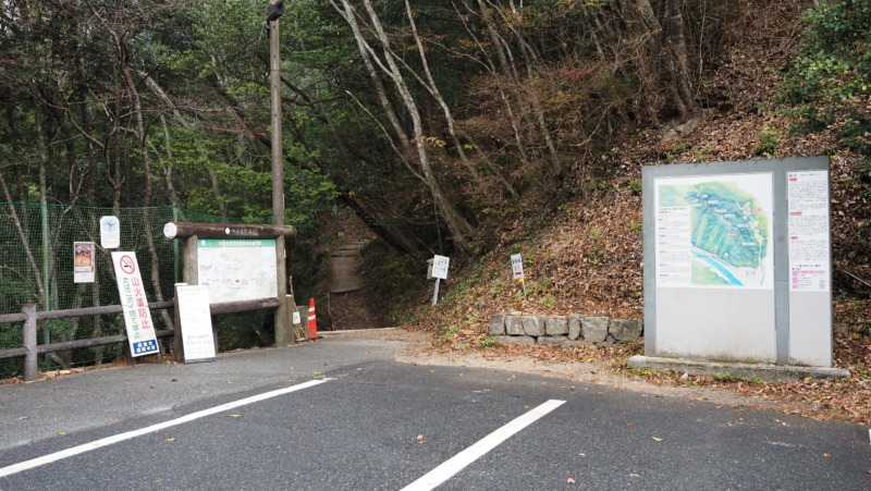 鞴峠の風景。登城道の合流地点