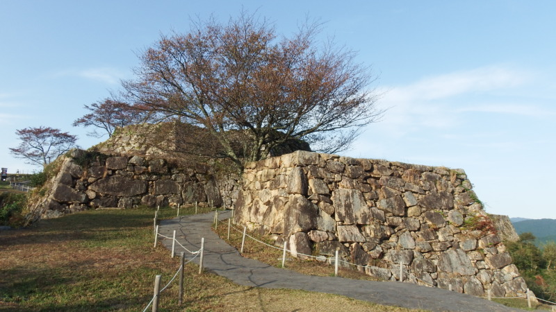 竹田城跡の整備された見学ルート