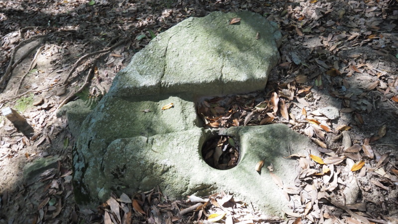 福岡県 大野城 水城口城門 門石